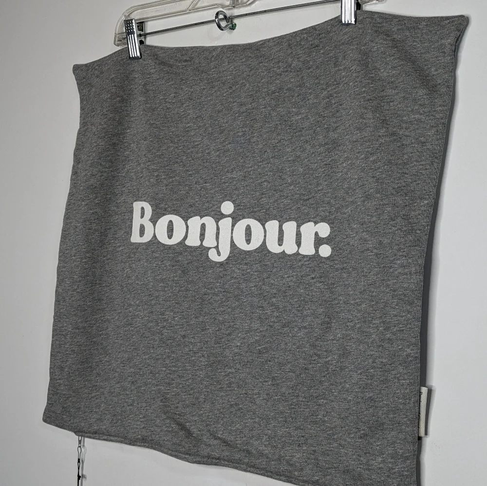 NWT Province of Canada for The Jilly Box grey bonjour pillow case